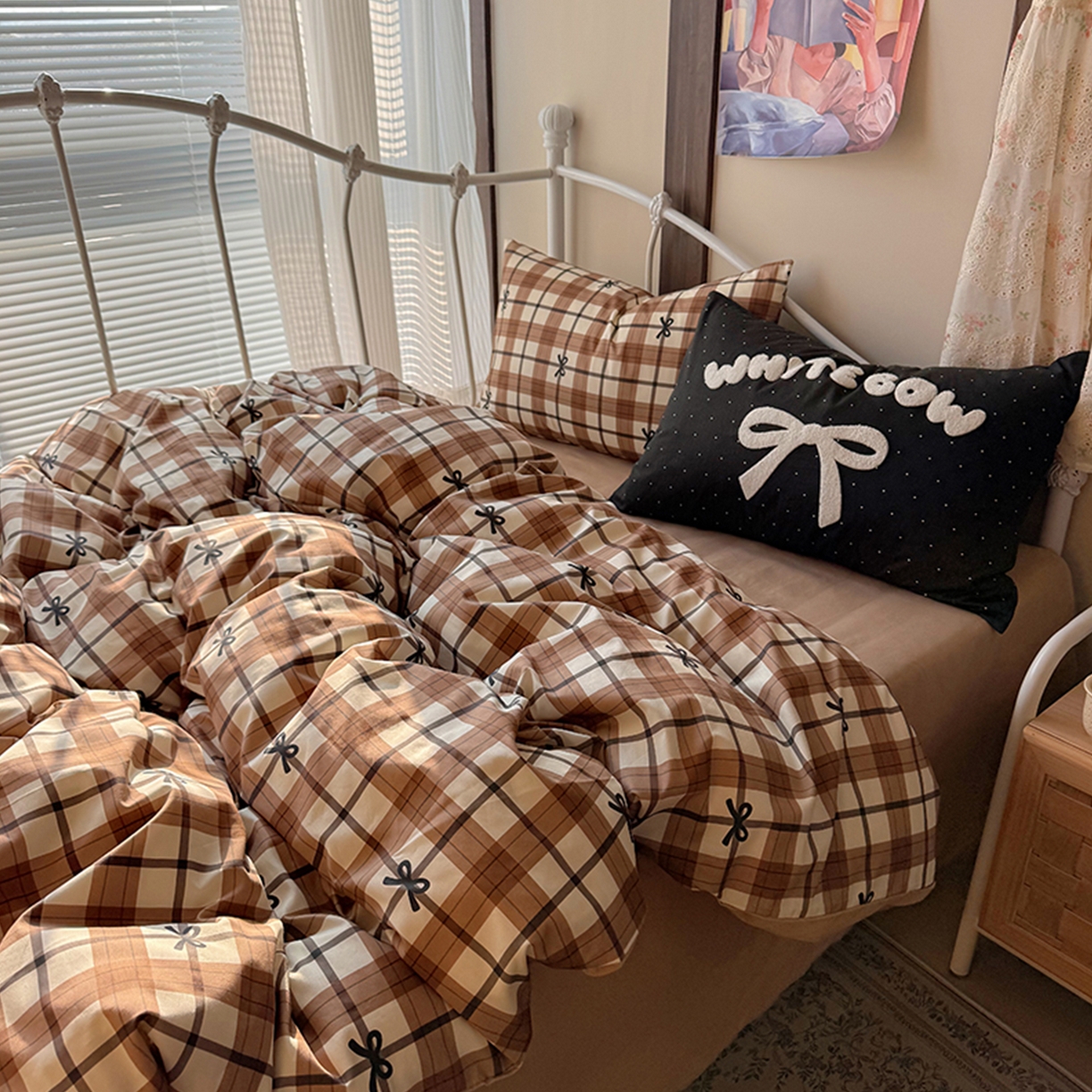 91家纺网 家纺一手货源 找家纺 桃子家居 2026新款A类全棉纯棉水洗棉蝴蝶结条纹小清新混搭毛巾绣枕套少女系四件套 水洗棉-焦糖蝴蝶结棕
