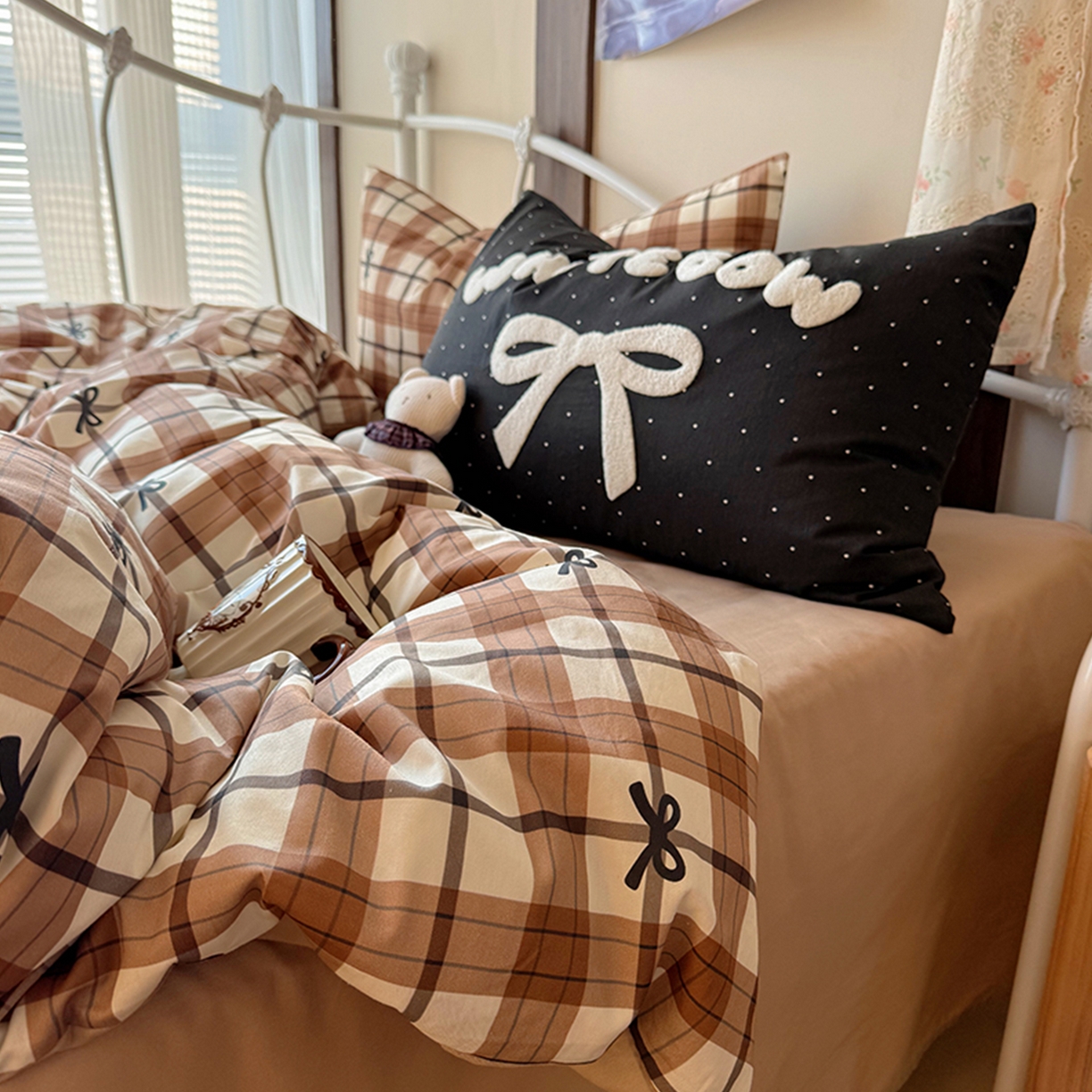 91家纺网 家纺一手货源 找家纺 桃子家居 2026新款A类全棉纯棉水洗棉蝴蝶结条纹小清新混搭毛巾绣枕套少女系四件套 水洗棉-焦糖蝴蝶结棕