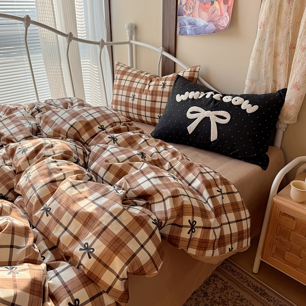 91家纺网 家纺一手货源 找家纺 桃子家居 2026新款A类全棉纯棉水洗棉蝴蝶结条纹小清新混搭毛巾绣枕套少女系四件套 水洗棉-焦糖蝴蝶结棕