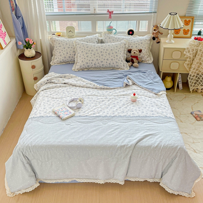 91家纺网 家纺一手货源 找家纺 梦纤绒 2026新款云感皱皱纱花边款夏被夏凉被空调被四件套 兰黛