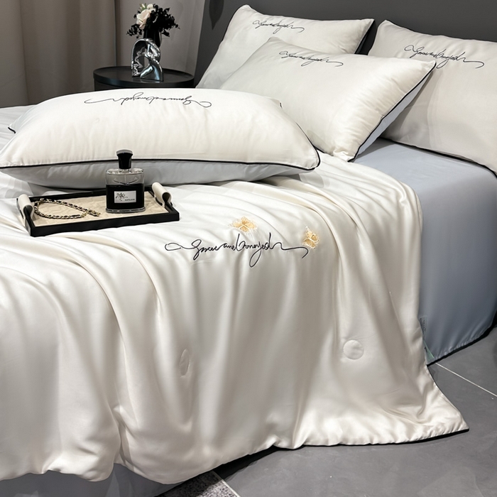 91家纺网 家纺一手货源 找家纺 红嘴企鹅 2026新款浪漫蝴蝶冰丝夏被夏凉被空调被 浪漫-奶白+蓝色