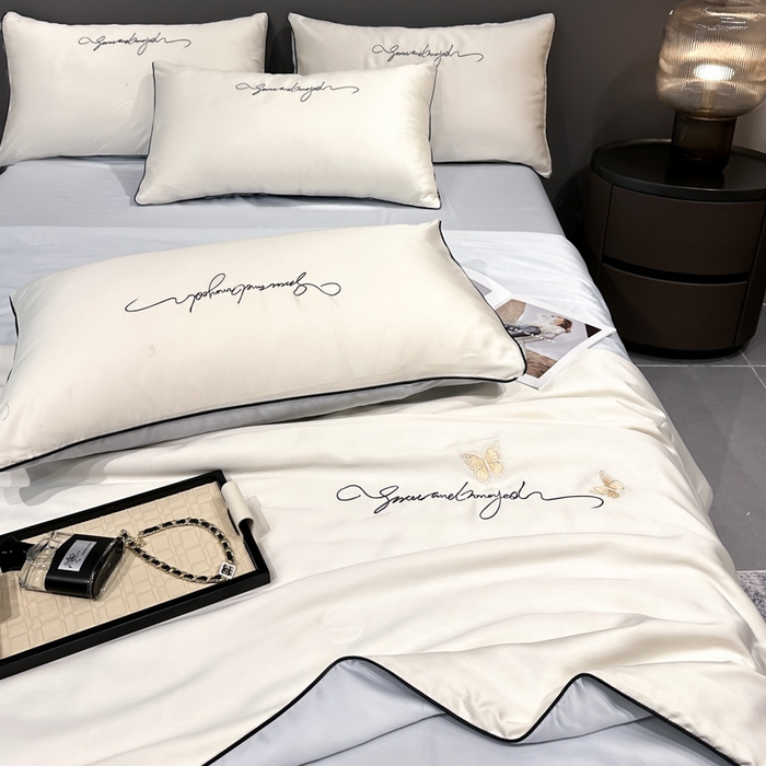 91家纺网 家纺一手货源 找家纺 红嘴企鹅 2026新款浪漫蝴蝶冰丝夏被夏凉被空调被 浪漫-奶白+蓝色