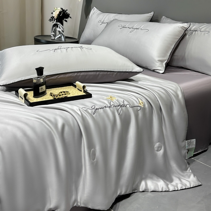 91家纺网 家纺一手货源 找家纺 红嘴企鹅 2026新款浪漫蝴蝶冰丝夏被夏凉被空调被 浪漫-银灰+深灰