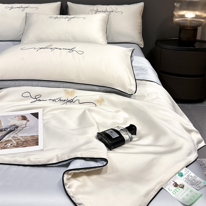 91家纺网 家纺一手货源 找家纺 红嘴企鹅 2026新款浪漫蝴蝶冰丝夏被夏凉被空调被 浪漫-奶白+蓝色