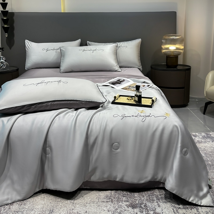 91家纺网 家纺一手货源 找家纺 红嘴企鹅 2026新款浪漫蝴蝶冰丝夏被夏凉被空调被 浪漫-银灰+深灰