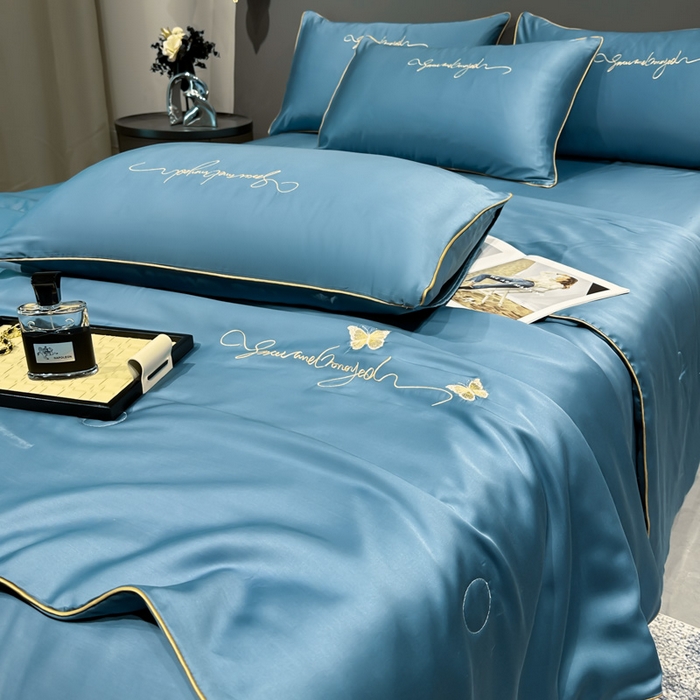 91家纺网 家纺一手货源 找家纺 红嘴企鹅 2026新款浪漫蝴蝶冰丝夏被夏凉被空调被 浪漫-宾利蓝