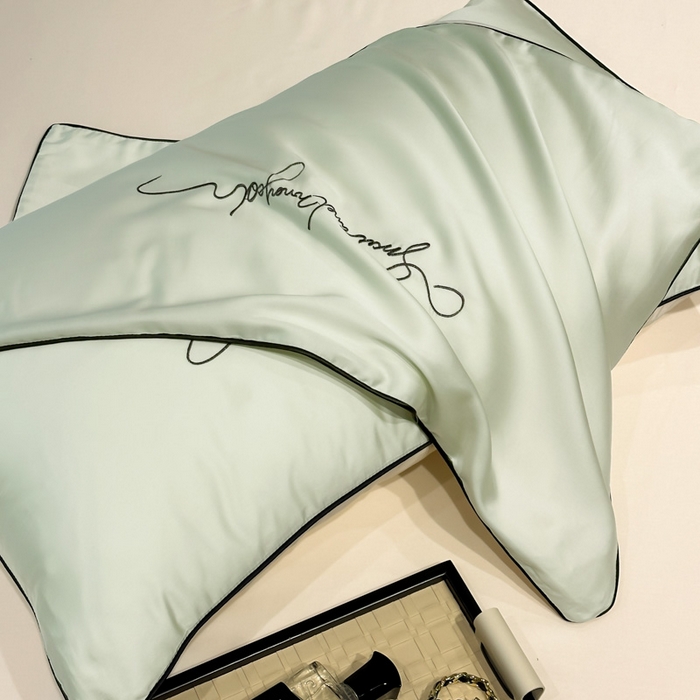 91家纺网 家纺一手货源 找家纺 红嘴企鹅 2026新款浪漫蝴蝶冰丝夏被夏凉被空调被 浪漫-清香绿+奶白