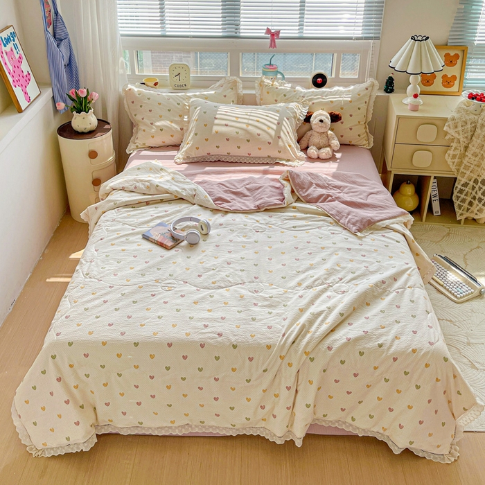 91家纺网 家纺一手货源 找家纺 梦纤绒 2026新款云感皱皱纱花边款夏被夏凉被空调被四件套 心动