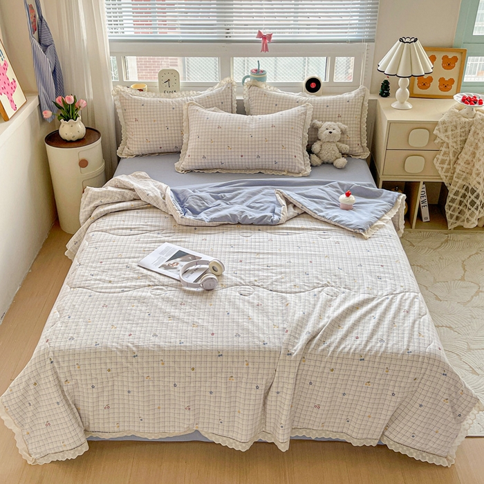 91家纺网 家纺一手货源 找家纺 梦纤绒 2026新款云感皱皱纱花边款夏被夏凉被空调被四件套 遇见