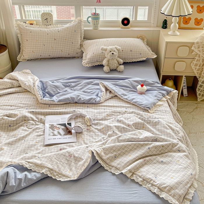 91家纺网 家纺一手货源 找家纺 梦纤绒 2026新款云感皱皱纱花边款夏被夏凉被空调被四件套 遇见