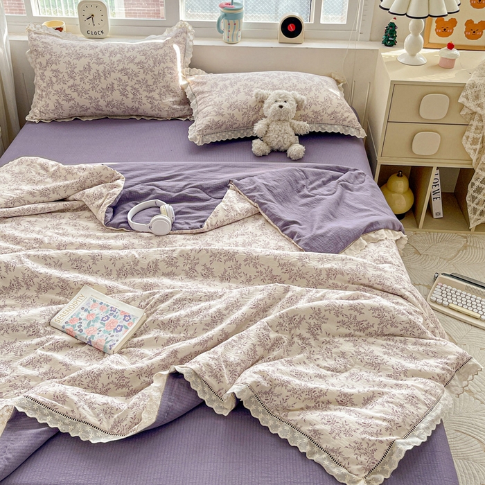 91家纺网 家纺一手货源 找家纺 梦纤绒 2026新款云感皱皱纱花边款夏被夏凉被空调被四件套 紫苏