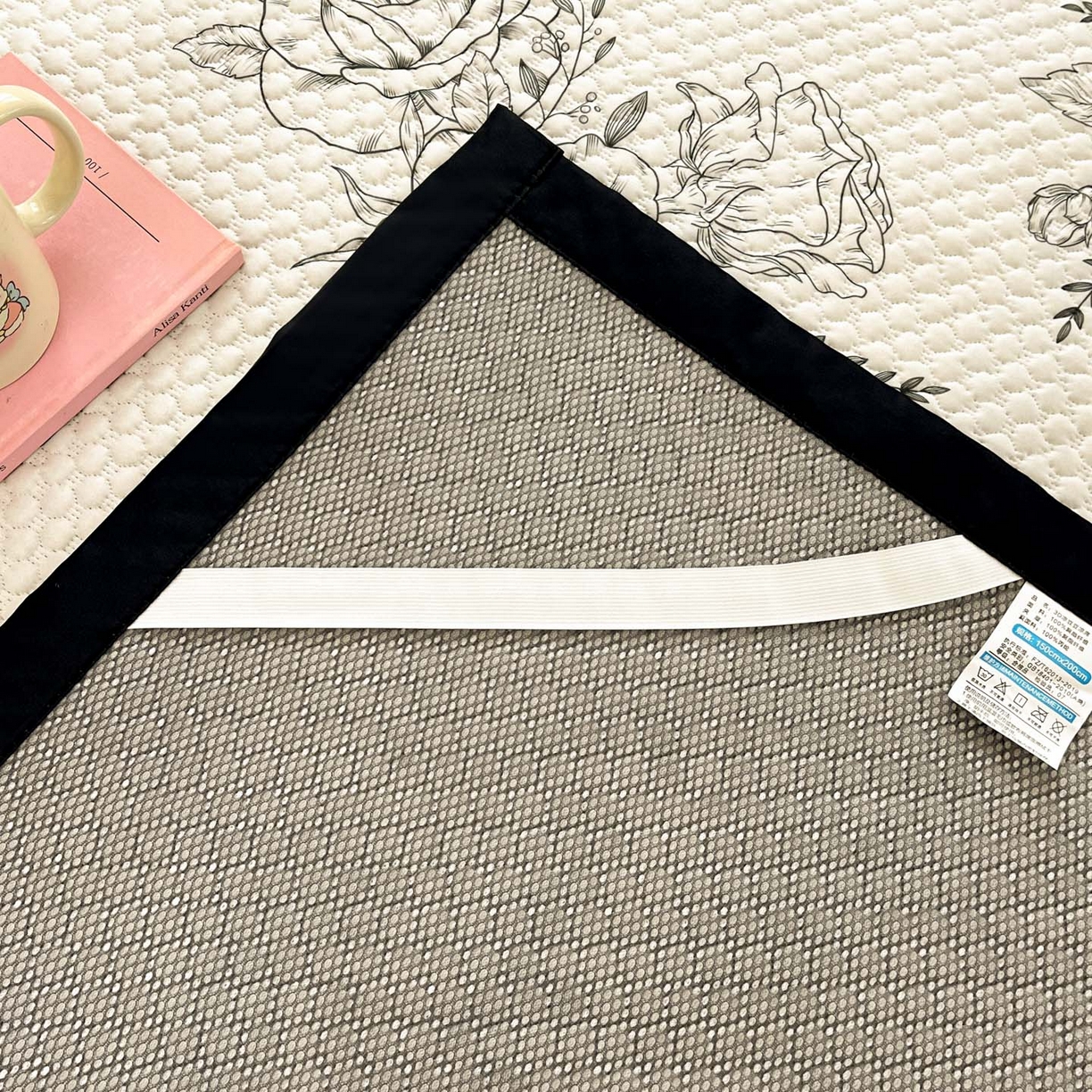 91家纺网 家纺一手货源 找家纺 大元 2026春夏新款赫本风冰豆豆凉席席子 午后茶花