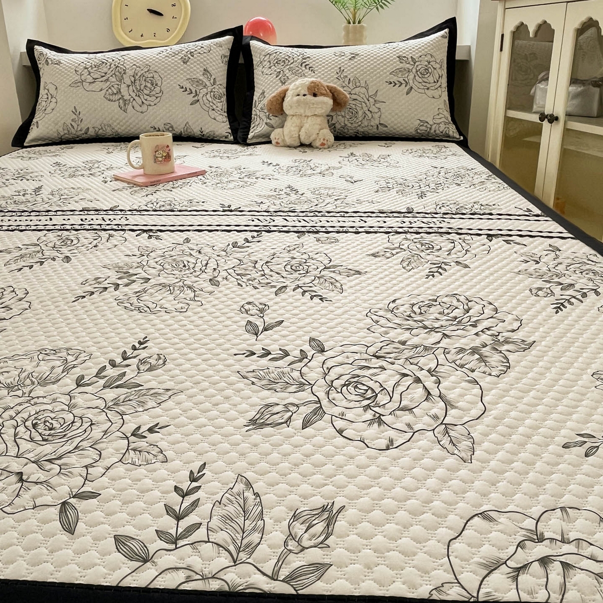 91家纺网 家纺一手货源 找家纺 大元 2026春夏新款赫本风冰豆豆凉席席子 午后茶花