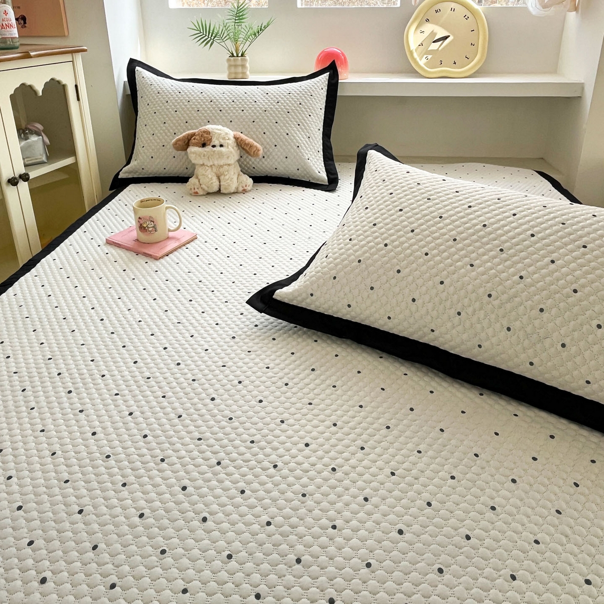 91家纺网 家纺一手货源 找家纺 大元 2026春夏新款赫本风冰豆豆凉席席子 星光点点