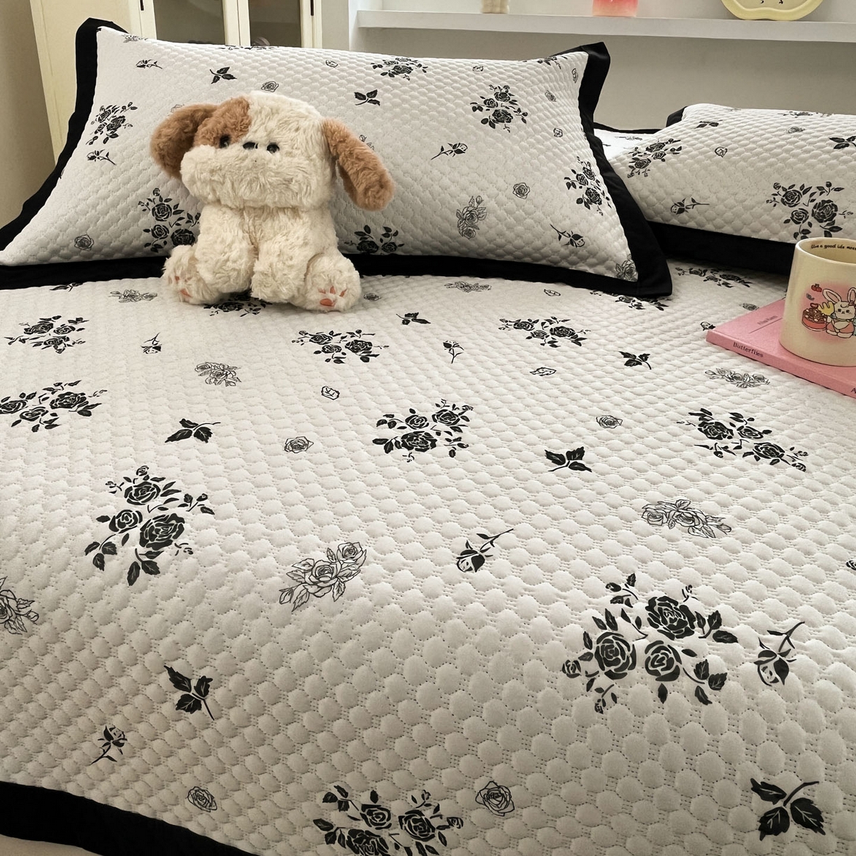 91家纺网 家纺一手货源 找家纺 大元 2026春夏新款赫本风冰豆豆凉席席子 幻想玫瑰