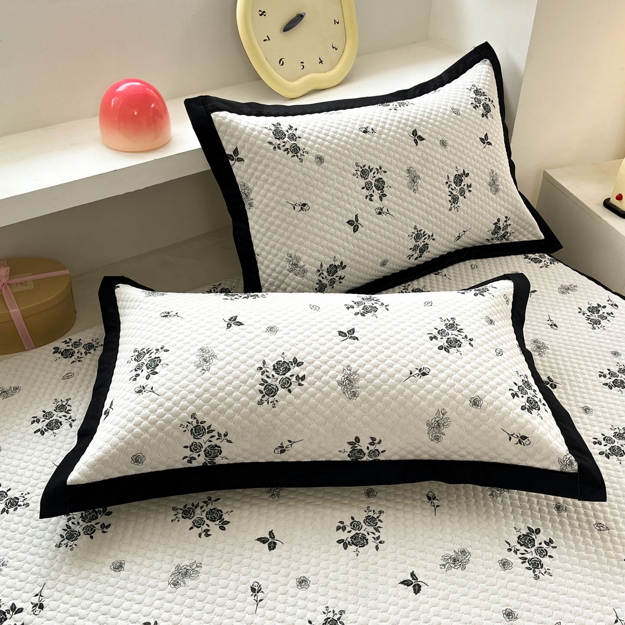 91家纺网 家纺一手货源 找家纺 大元 2026春夏新款赫本风冰豆豆凉席席子 幻想玫瑰