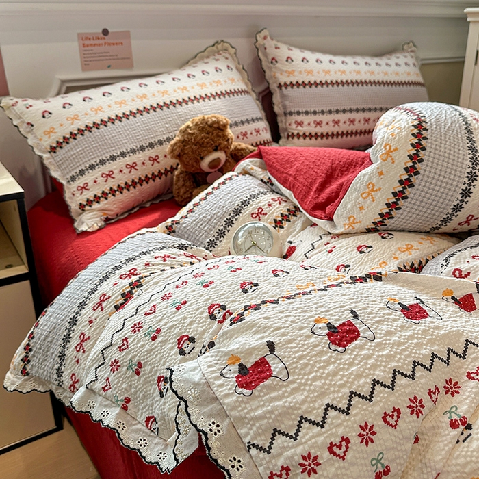 91家纺网 家纺一手货源 找家纺 一比一家纺 2026新款法式花边泡芙纱四件套 费尔岛红