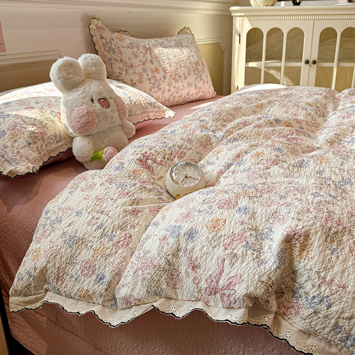 91家纺网 家纺一手货源 找家纺 一比一家纺 2026新款法式花边泡芙纱四件套 柔诗意