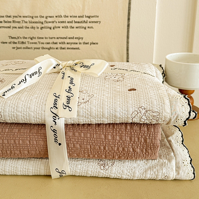 91家纺网 家纺一手货源 找家纺 一比一家纺 2026新款法式花边泡芙纱四件套 甜心喵