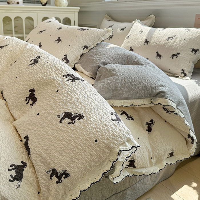 一比一家纺 2026新款法式花边泡芙纱四件套 小黑马