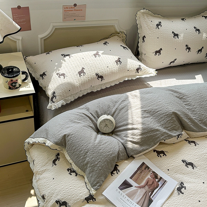 91家纺网 家纺一手货源 找家纺 一比一家纺 2026新款法式花边泡芙纱四件套 小黑马