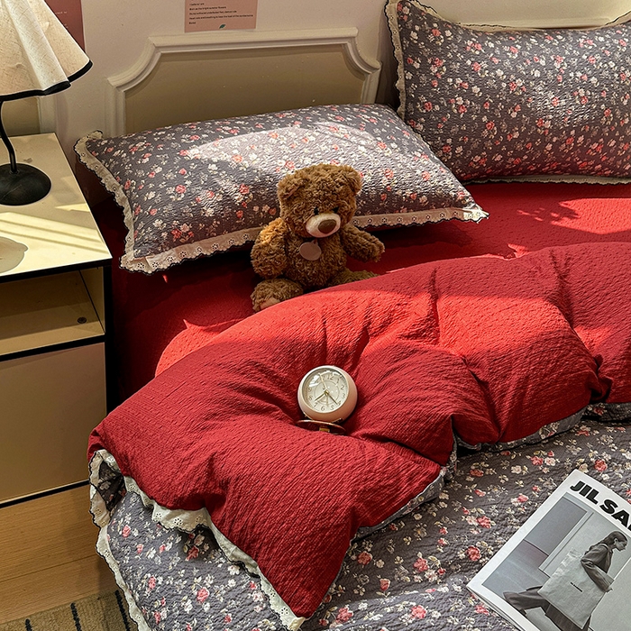 91家纺网 家纺一手货源 找家纺 一比一家纺 2026新款法式花边泡芙纱四件套 胭脂花