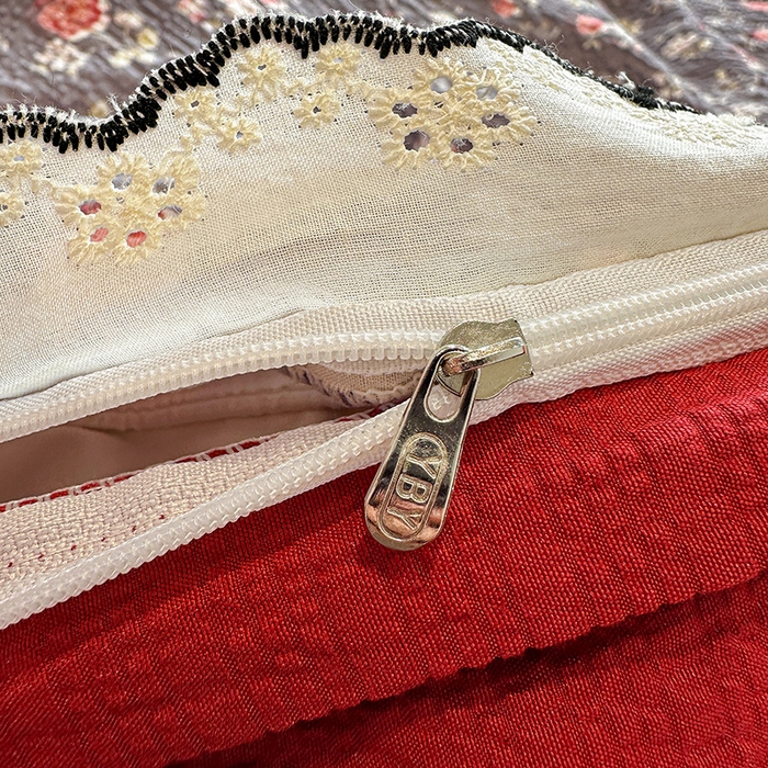 91家纺网 家纺一手货源 找家纺 一比一家纺 2026新款法式花边泡芙纱四件套 胭脂花