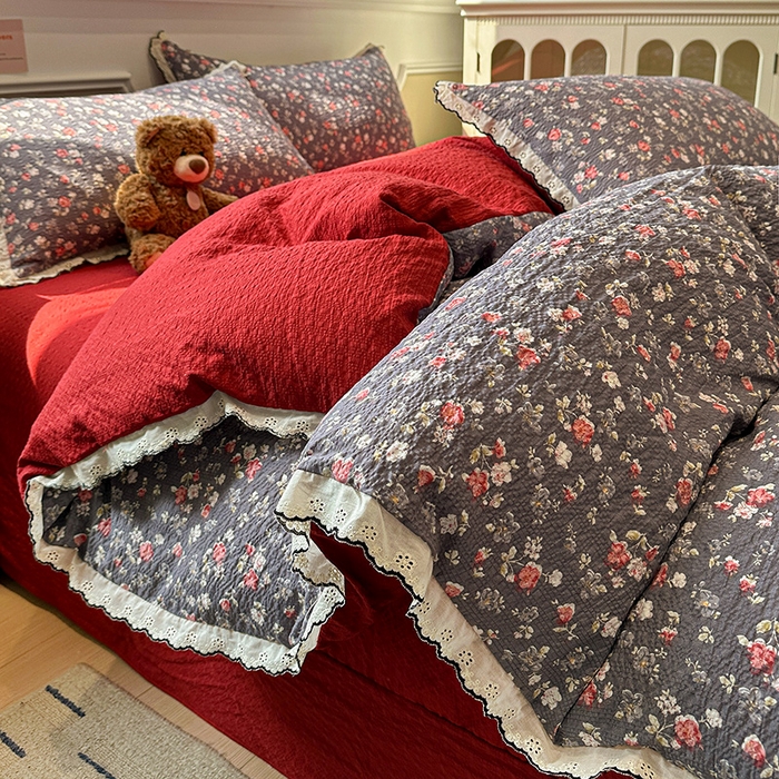 91家纺网 家纺一手货源 找家纺 一比一家纺 2026新款法式花边泡芙纱四件套 胭脂花