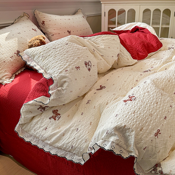 91家纺网 家纺一手货源 找家纺 一比一家纺 2026新款法式花边泡芙纱四件套 摇摇木马