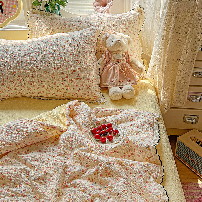 91家纺网 家纺一手货源 找家纺 （总）一比一家纺 2026新款法式花边泡芙纱夏被四件套