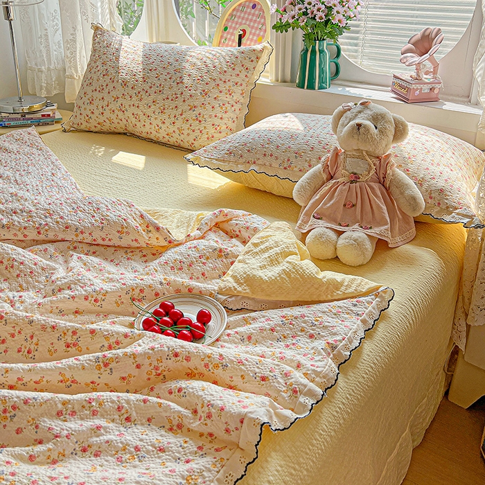 91家纺网 家纺一手货源 找家纺 （总）一比一家纺 2026新款法式花边泡芙纱夏被四件套