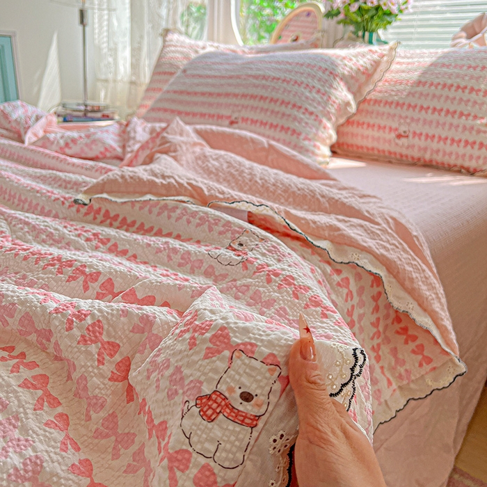 91家纺网 家纺一手货源 找家纺 一比一家纺 2026新款法式花边泡芙纱夏被四件套 幸运汪