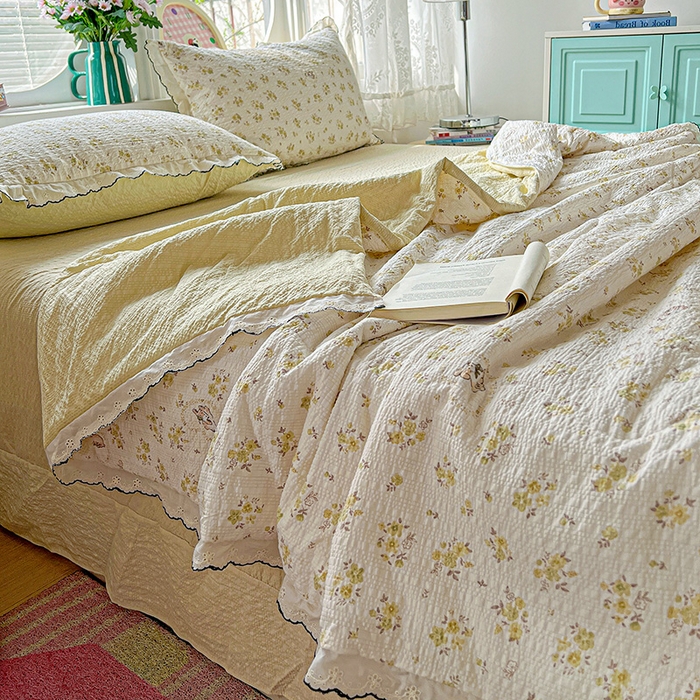 91家纺网 家纺一手货源 找家纺 一比一家纺 2026新款法式花边泡芙纱夏被四件套 春日小兔