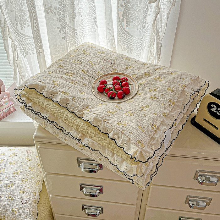 91家纺网 家纺一手货源 找家纺 一比一家纺 2026新款法式花边泡芙纱夏被四件套 春日小兔