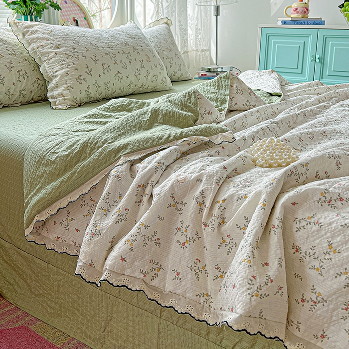 91家纺网 家纺一手货源 找家纺 一比一家纺 2026新款法式花边泡芙纱夏被四件套 花枝兔