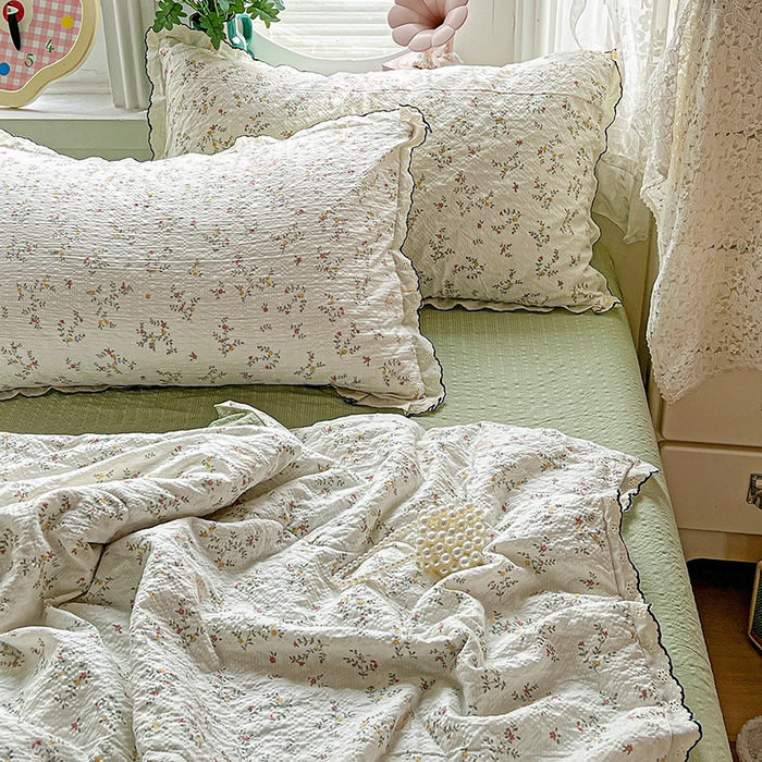 91家纺网 家纺一手货源 找家纺 一比一家纺 2026新款法式花边泡芙纱夏被四件套 花枝兔