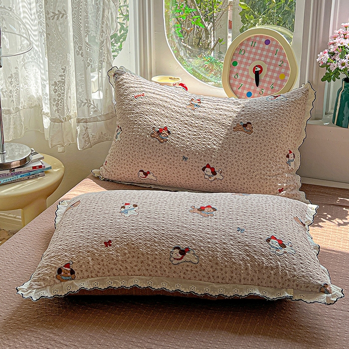 91家纺网 家纺一手货源 找家纺 一比一家纺 2026新款法式花边泡芙纱夏被四件套 欢乐时光