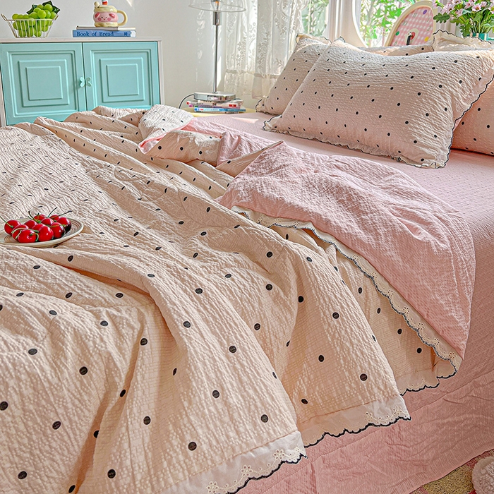 91家纺网 家纺一手货源 找家纺 一比一家纺 2026新款法式花边泡芙纱夏被四件套 奶霜啵啵