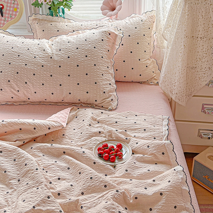 91家纺网 家纺一手货源 找家纺 一比一家纺 2026新款法式花边泡芙纱夏被四件套 奶霜啵啵