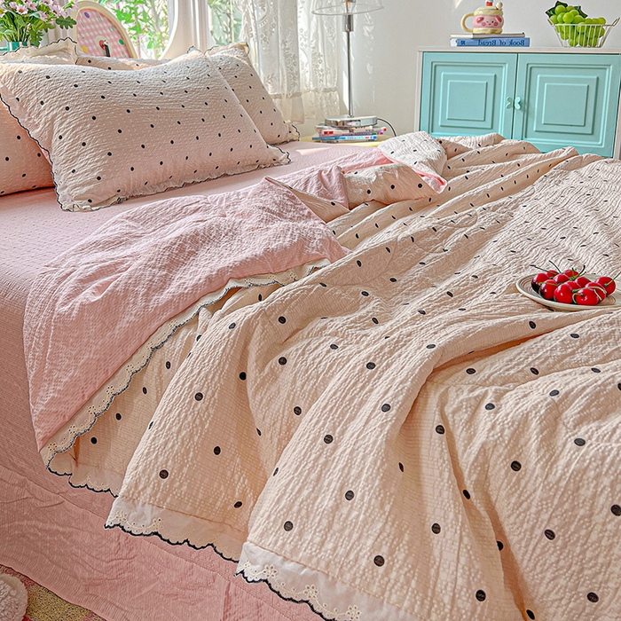 91家纺网 家纺一手货源 找家纺 一比一家纺 2026新款法式花边泡芙纱夏被四件套 奶霜啵啵