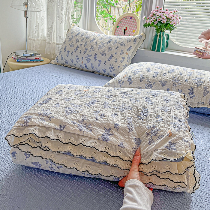 91家纺网 家纺一手货源 找家纺 一比一家纺 2026新款法式花边泡芙纱夏被四件套 青禾