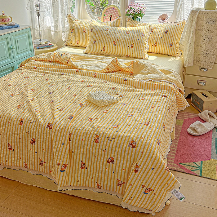 91家纺网 家纺一手货源 找家纺 一比一家纺 2026新款法式花边泡芙纱夏被四件套 晚安星人