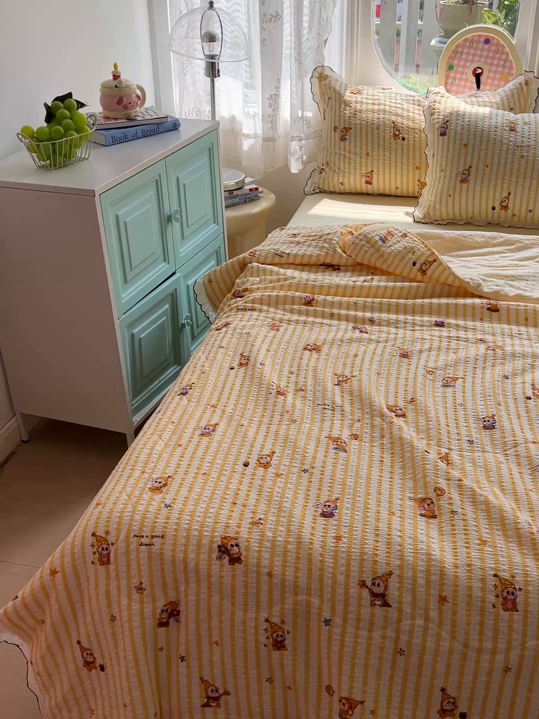 91家纺网 家纺一手货源 找家纺 一比一家纺 2026新款法式花边泡芙纱夏被四件套 晚安星人