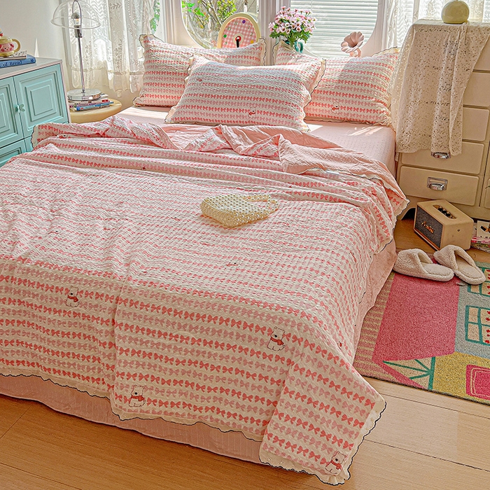 91家纺网 家纺一手货源 找家纺 一比一家纺 2026新款法式花边泡芙纱夏被四件套 幸运汪