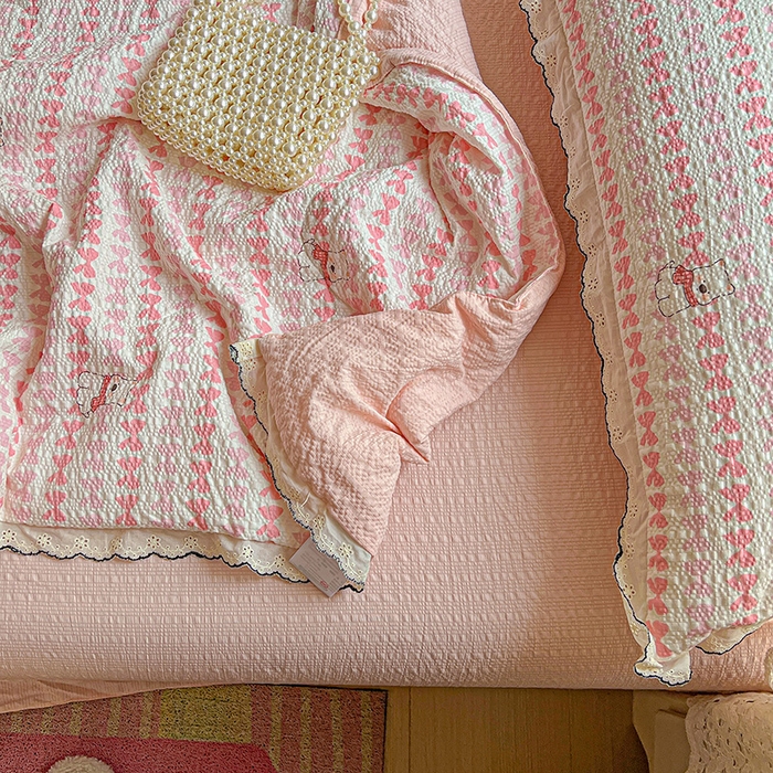 91家纺网 家纺一手货源 找家纺 一比一家纺 2026新款法式花边泡芙纱夏被四件套 幸运汪