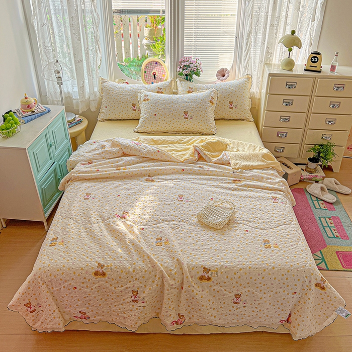 91家纺网 家纺一手货源 找家纺 一比一家纺 2026新款法式花边泡芙纱夏被四件套 熊贝贝