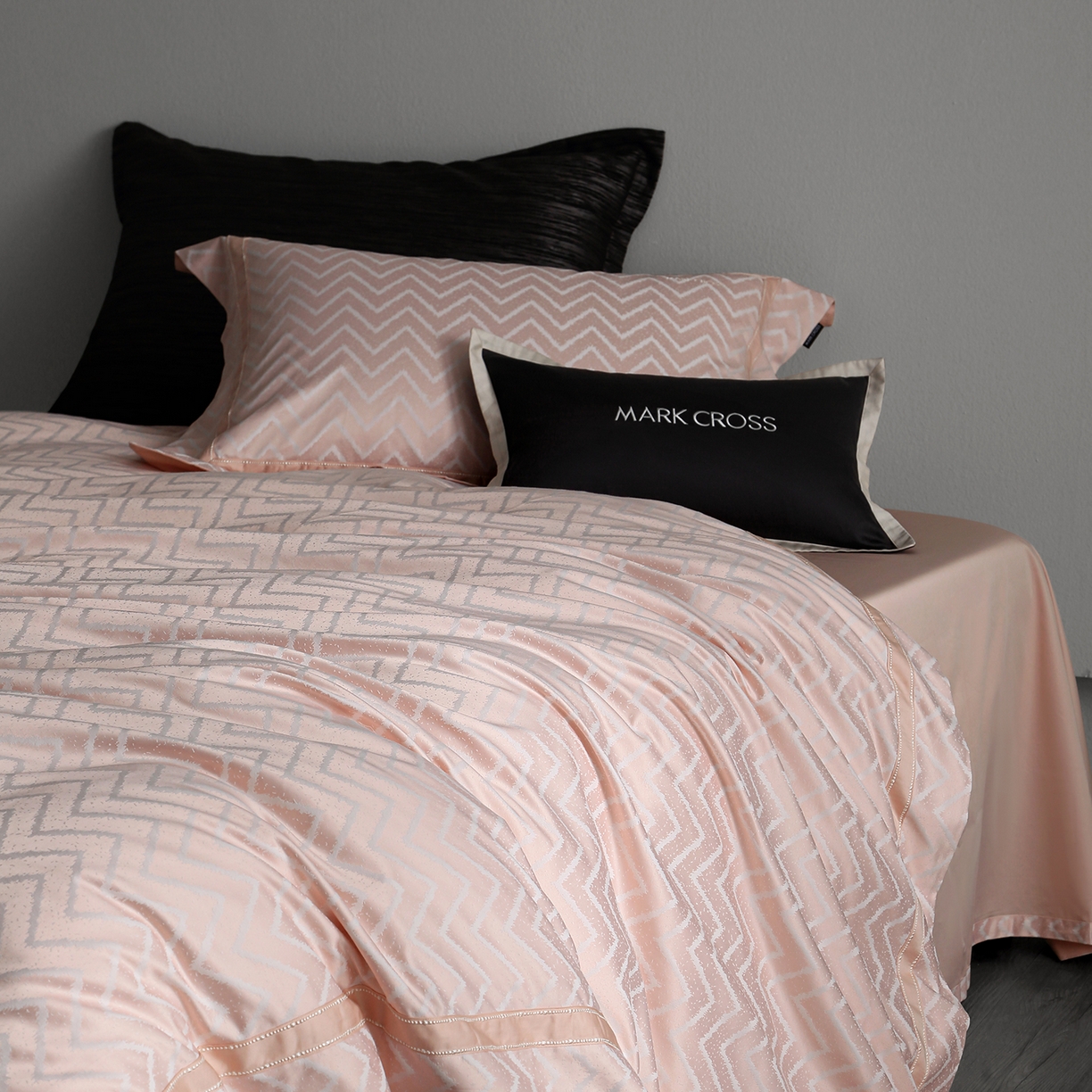 91家纺网 家纺一手货源 找家纺 佳汐蓝家纺 2026新款亲肤锦丝棉四件套 未来派对