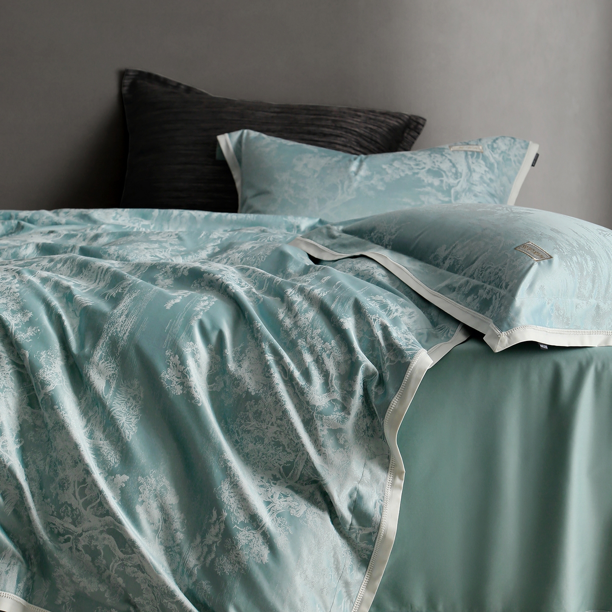 91家纺网 家纺一手货源 找家纺 佳汐蓝家纺 2026新款亲肤锦丝棉四件套 森野栖眠