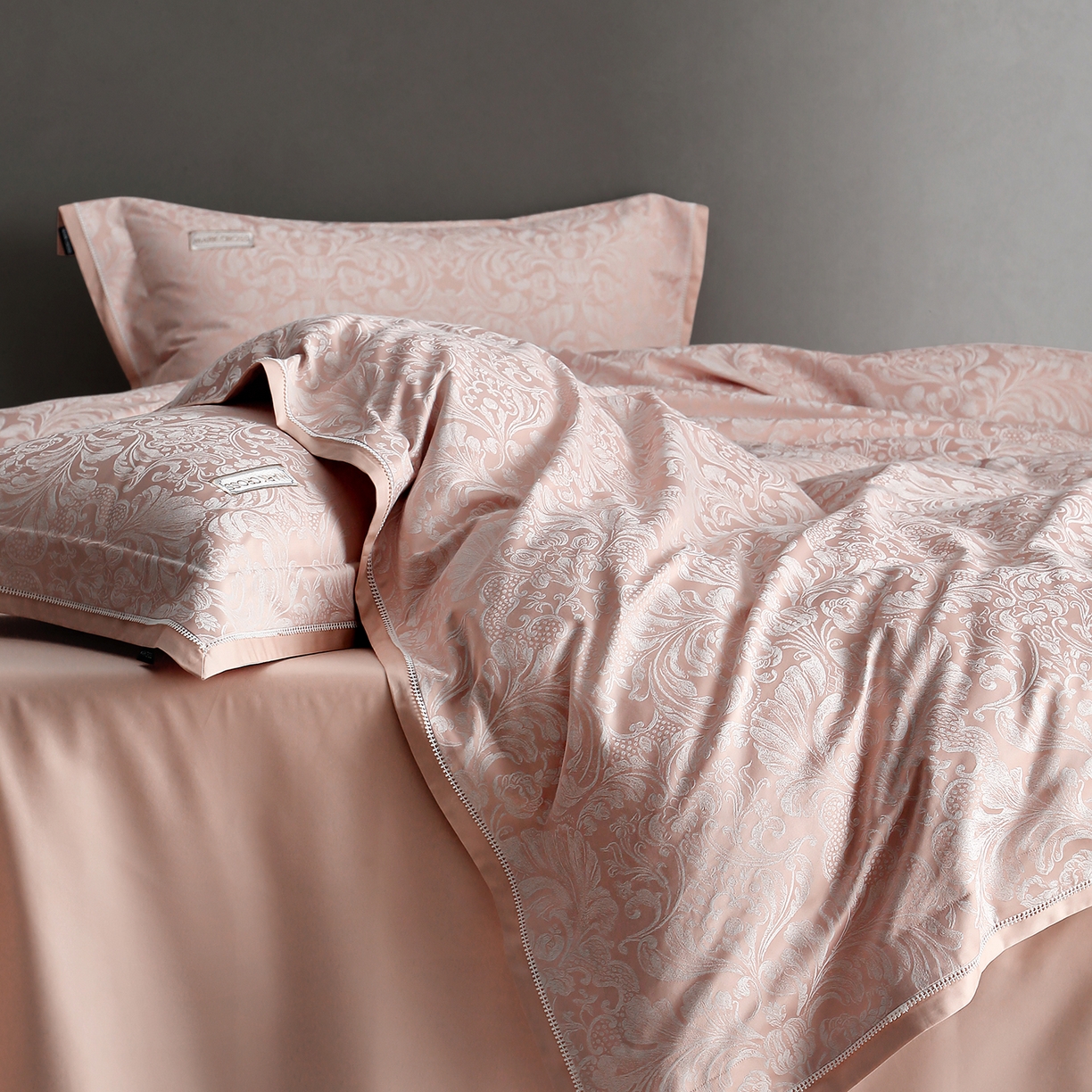 91家纺网 家纺一手货源 找家纺 佳汐蓝家纺 2026新款亲肤锦丝棉四件套 初露玫庭