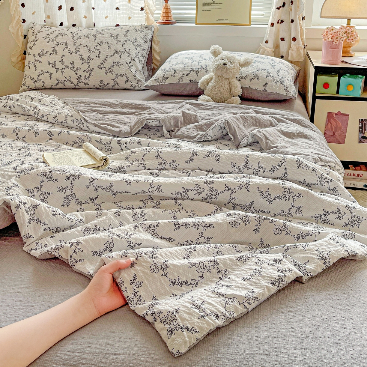 91家纺网 家纺一手货源 找家纺 （总）一比一家纺 2026新款泡芙纱简款夏被四件套